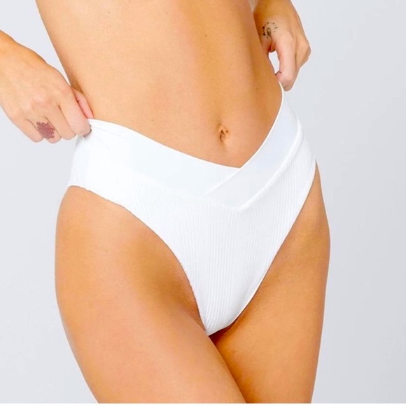 L*space camellia pointelle top S and court bottom S nwot - Picture 4 of 5